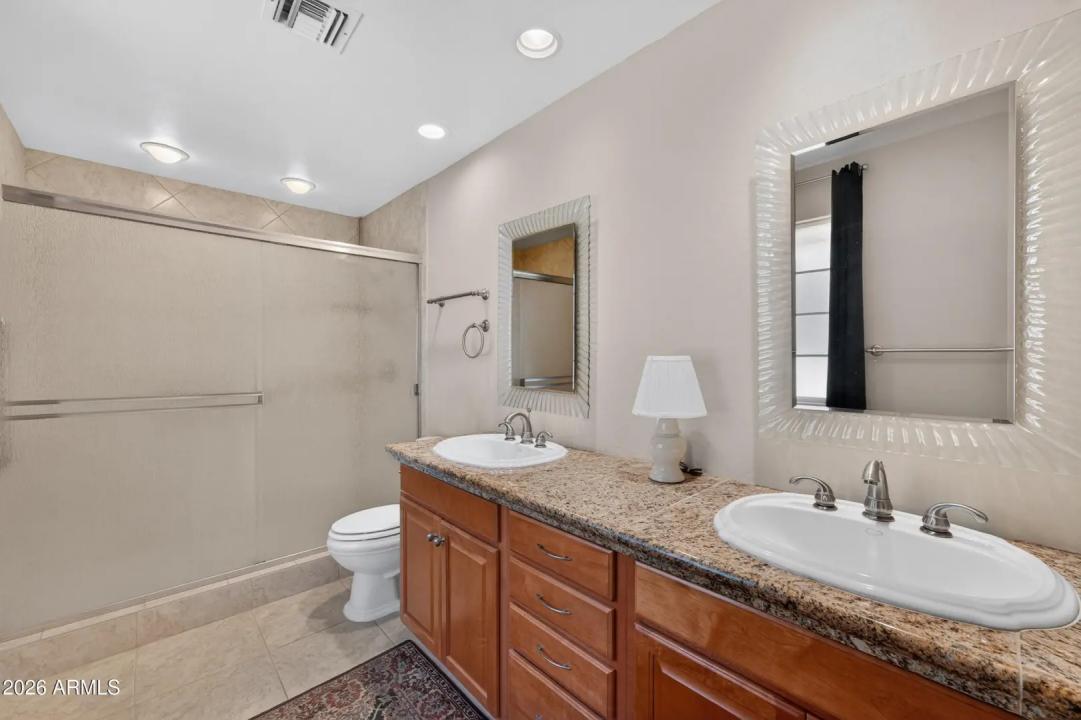 Real Estate Picture 30