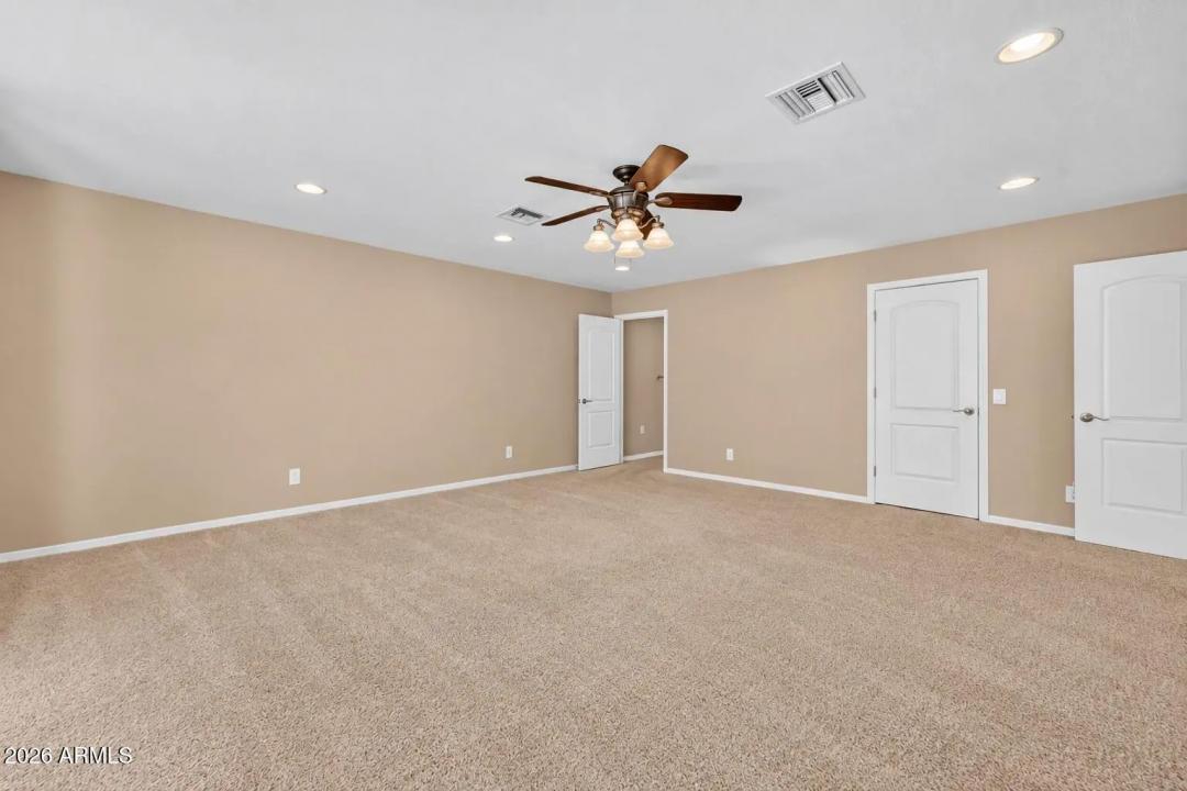 Real Estate Picture 27