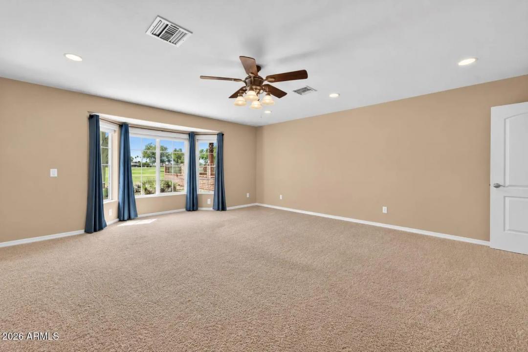Real Estate Picture 26