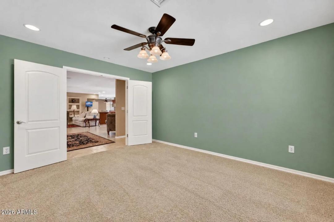 Real Estate Picture 37