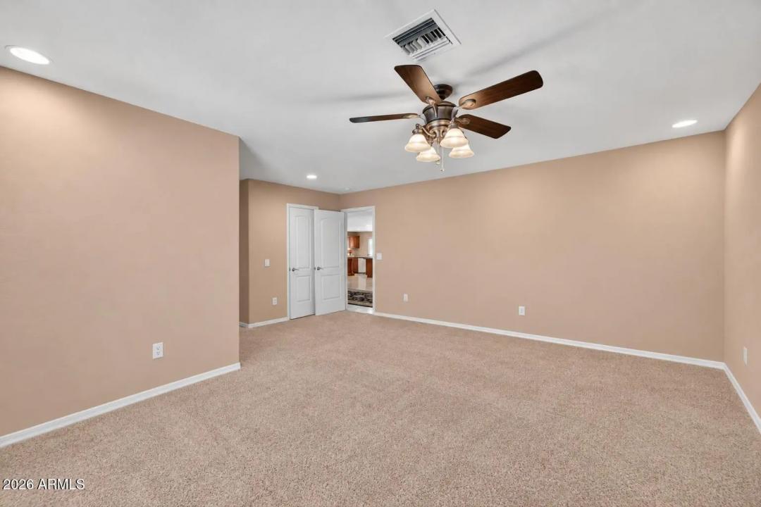 Real Estate Picture 34