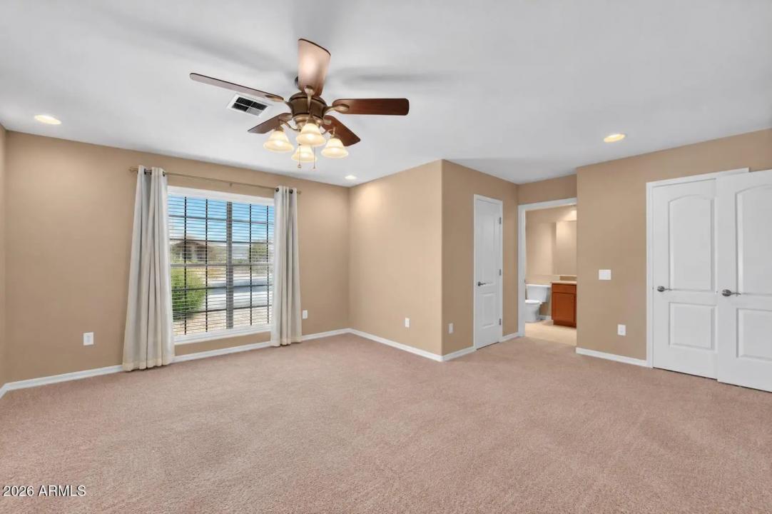 Real Estate Picture 33