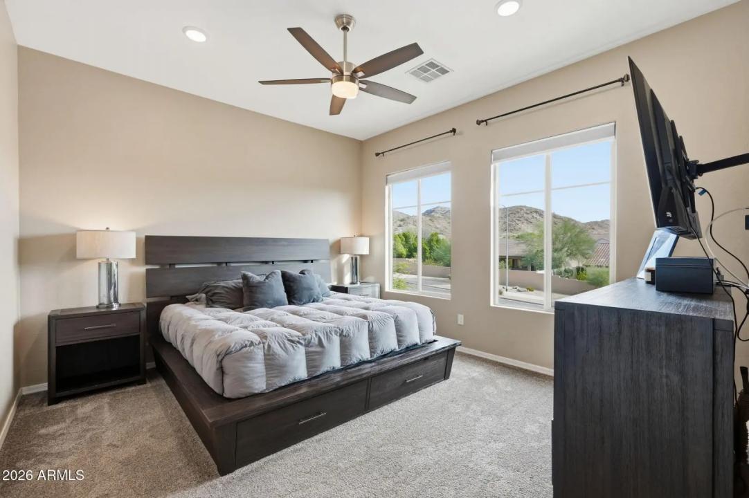 Real Estate Picture 13