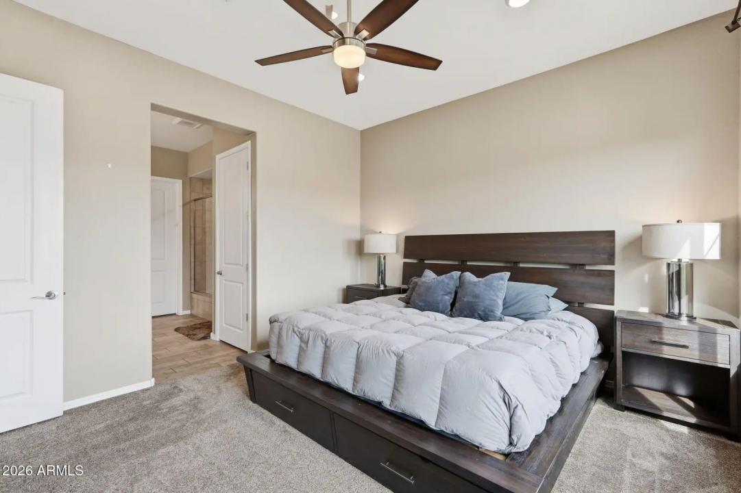 Real Estate Picture 15