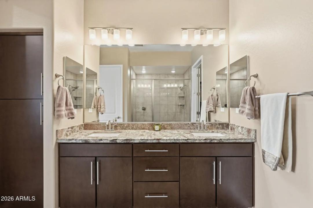 Real Estate Picture 18