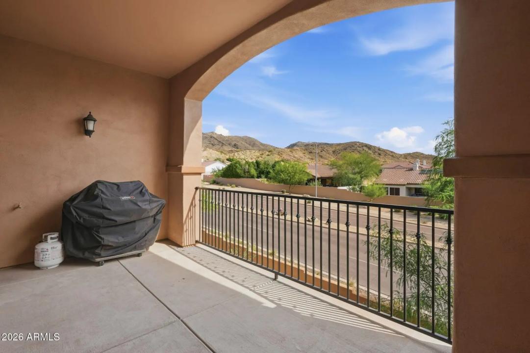 Real Estate Picture 22