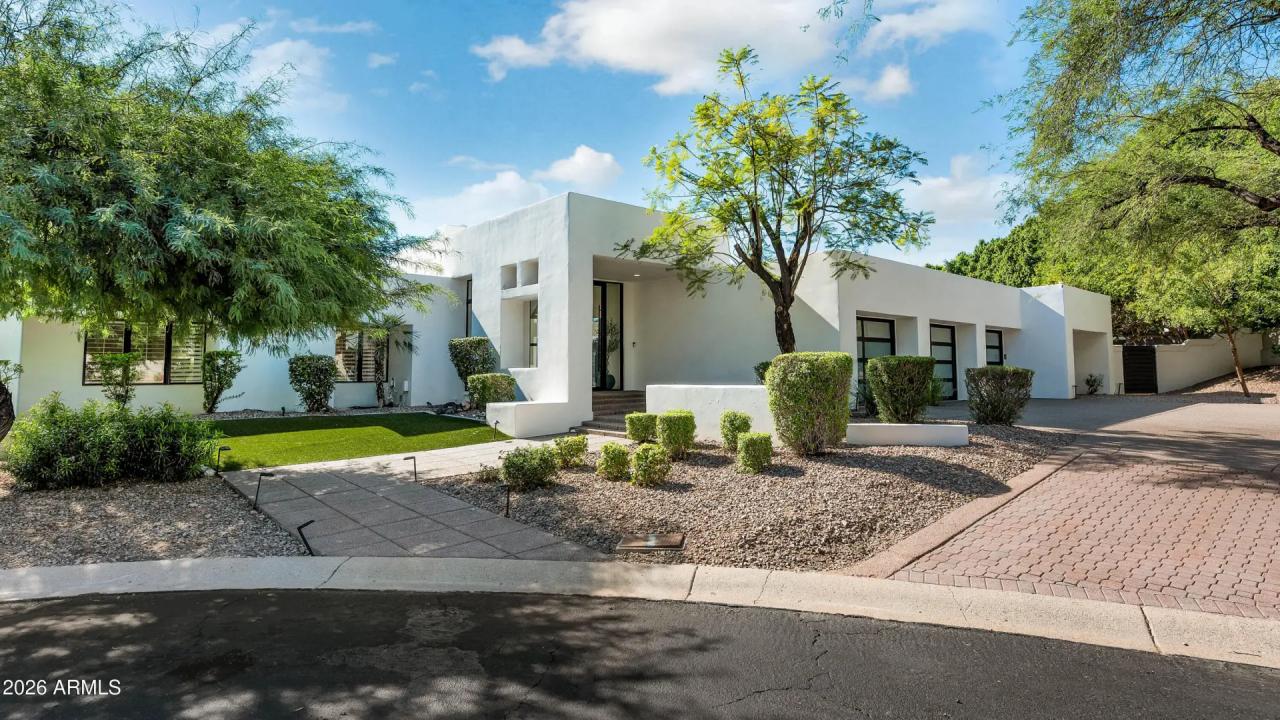 Real Estate Picture 2