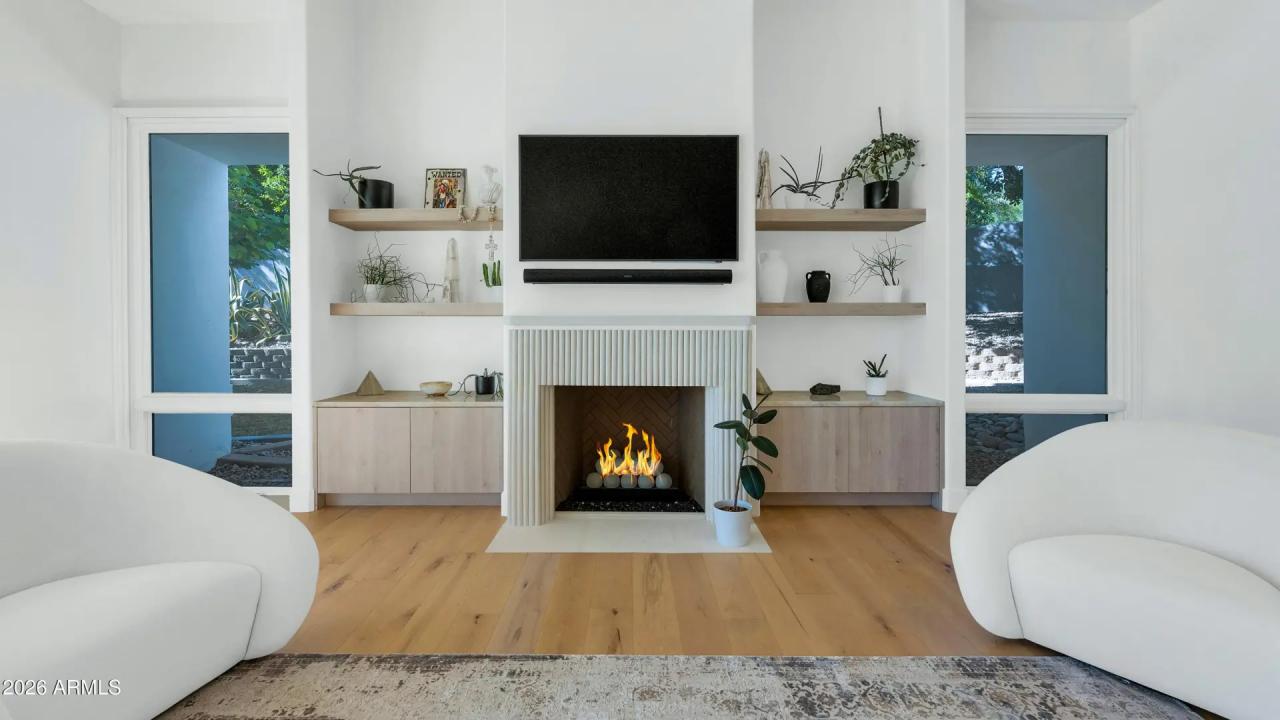 Real Estate Picture 19