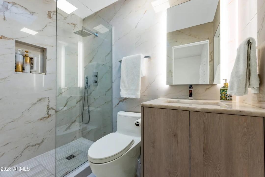 Real Estate Picture 30