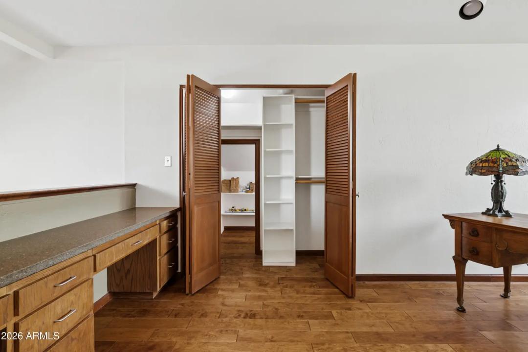 Real Estate Picture 29
