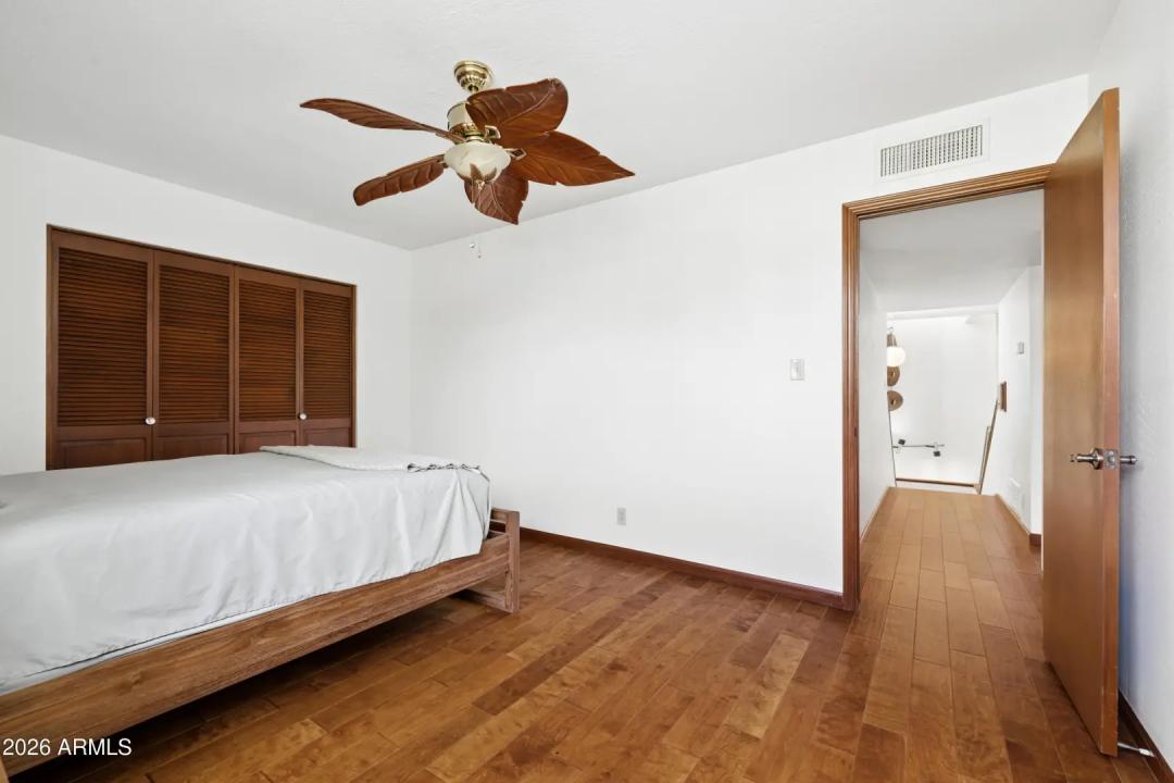 Real Estate Picture 38