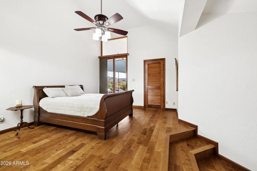 Real Estate Picture 19