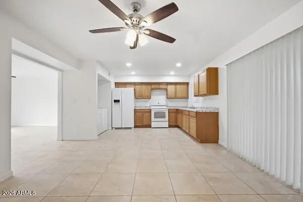 Real Estate Picture 9