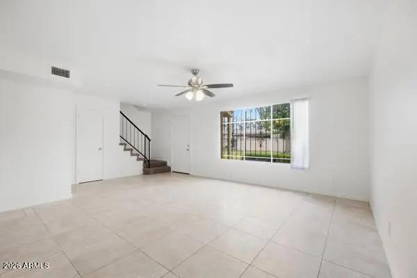 Real Estate Picture 5