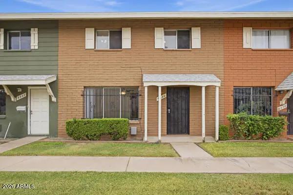 Real Estate Picture 1
