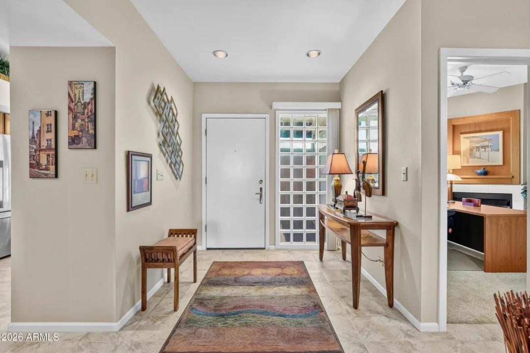 Real Estate Picture 3