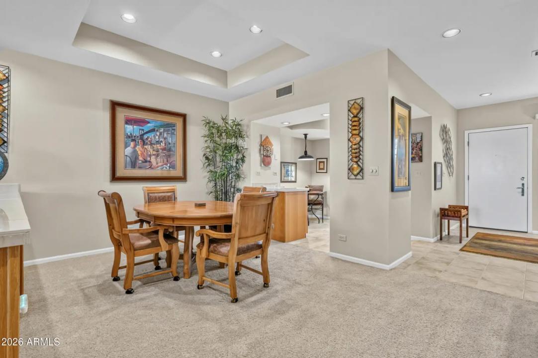 Real Estate Picture 4