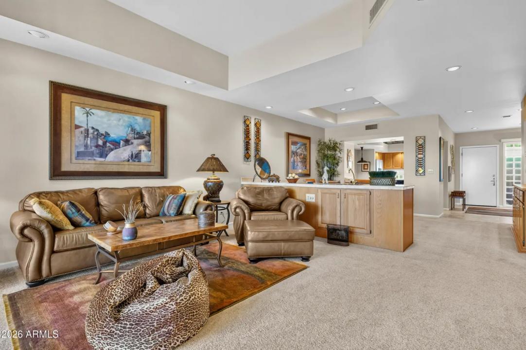 Real Estate Picture 5