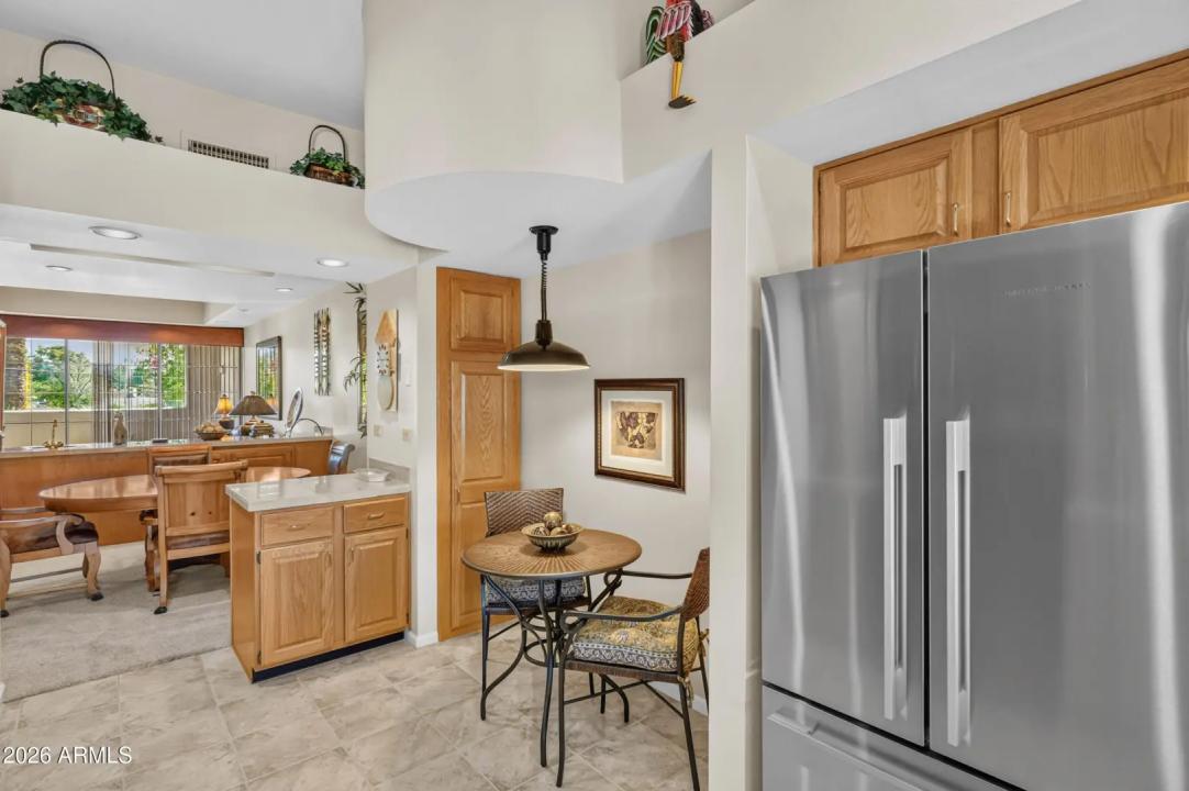 Real Estate Picture 11