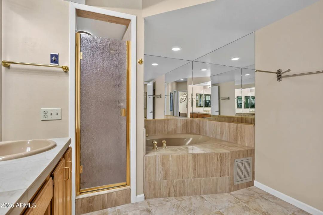 Real Estate Picture 21