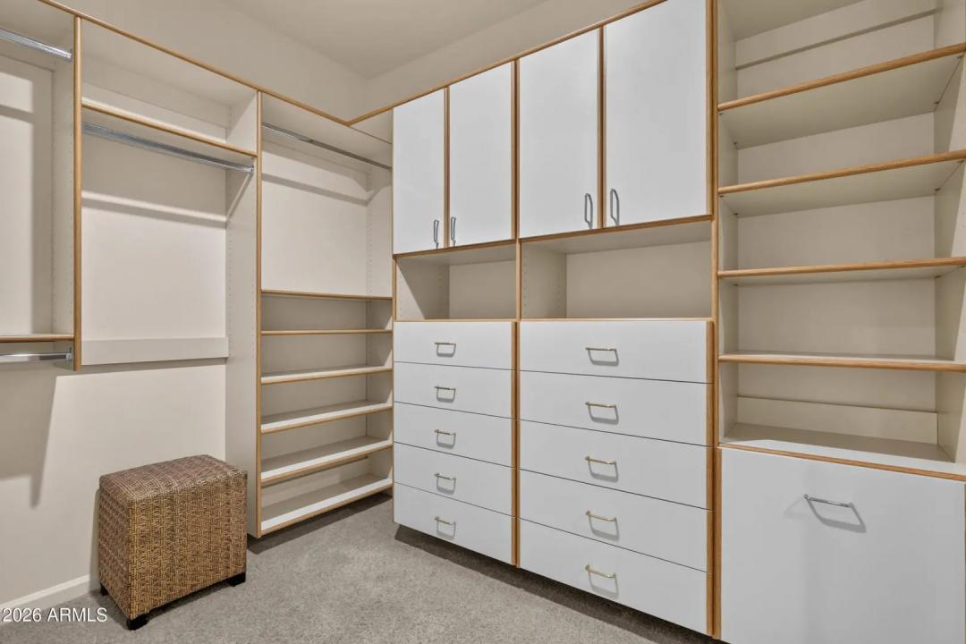 Real Estate Picture 22