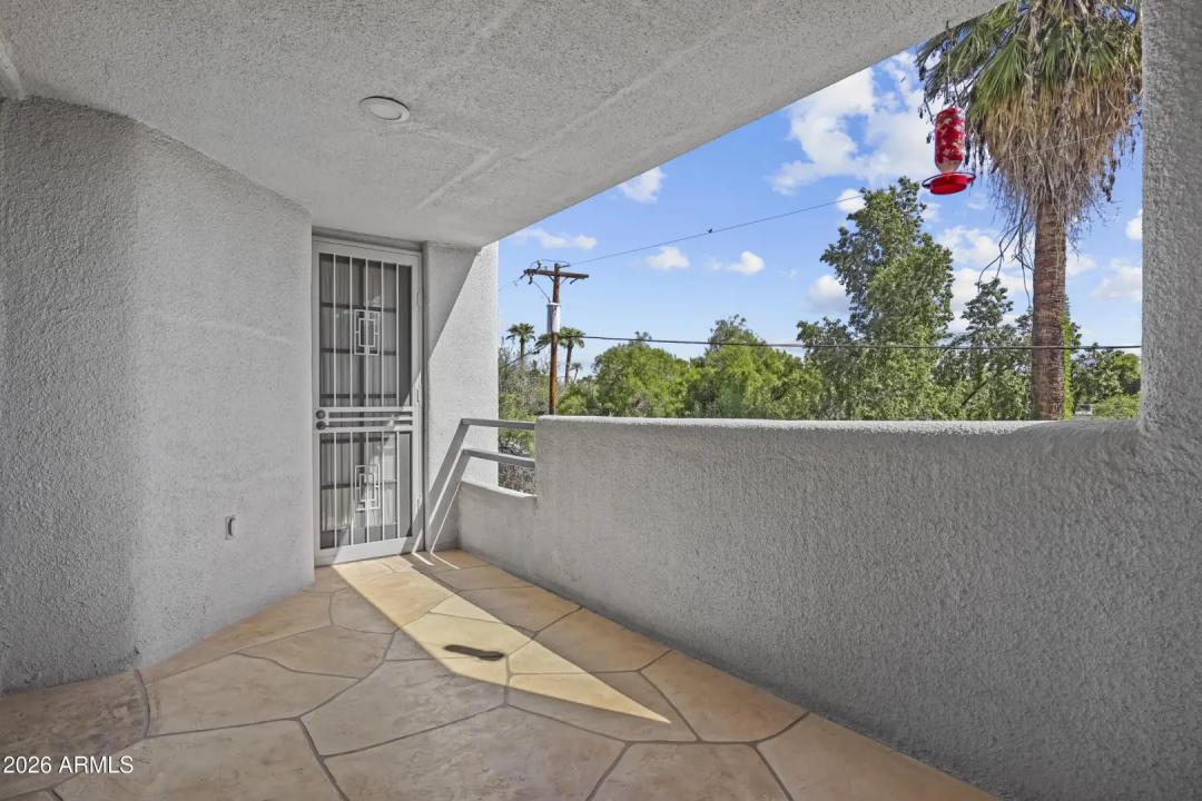 Real Estate Picture 23