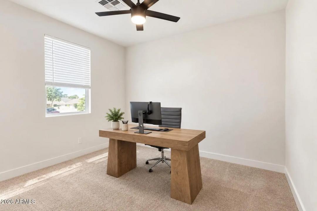 Real Estate Picture 5