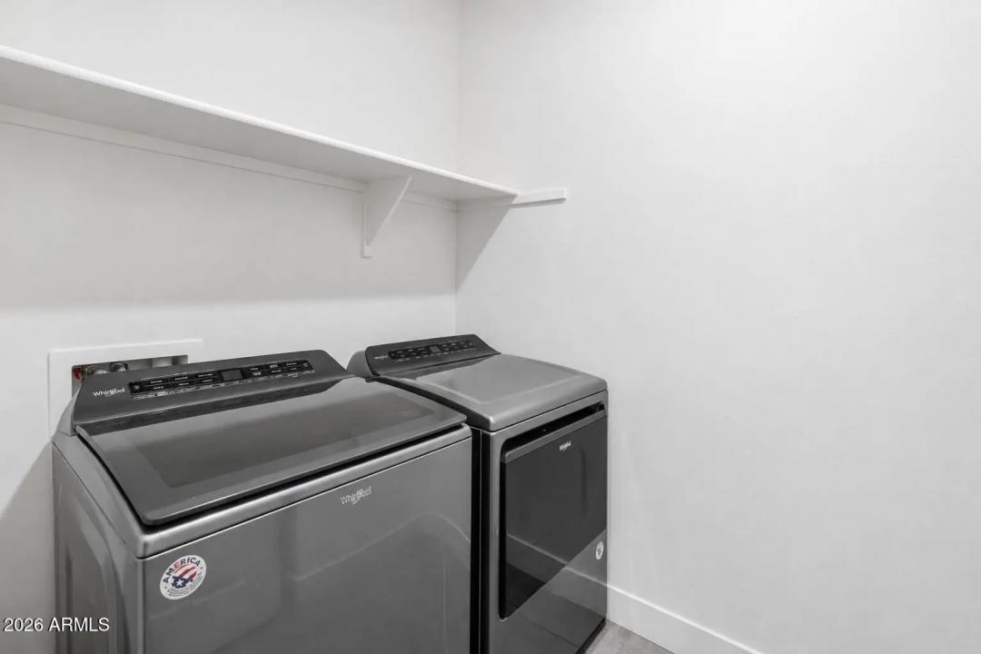 Real Estate Picture 19