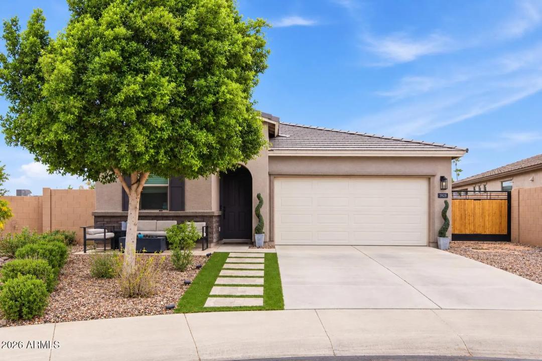 1928 S 82nd Circle Mesa AZ 85209
