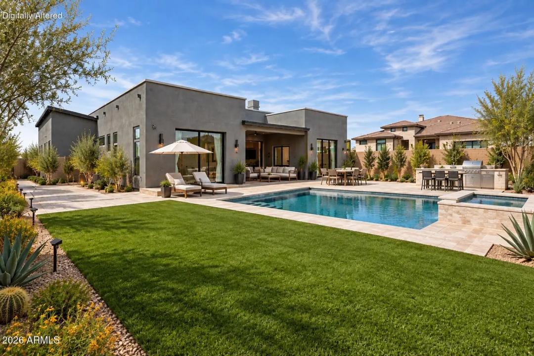 Real Estate Picture 2