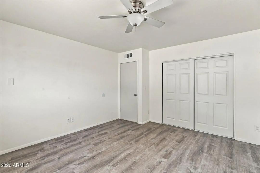 Real Estate Picture 19