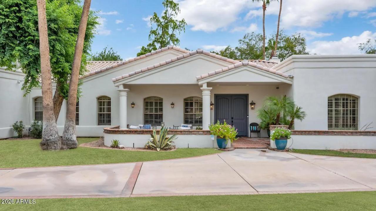 Real Estate Picture 6