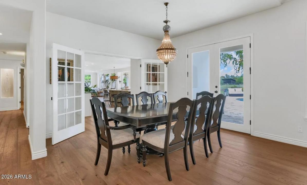 Real Estate Picture 13