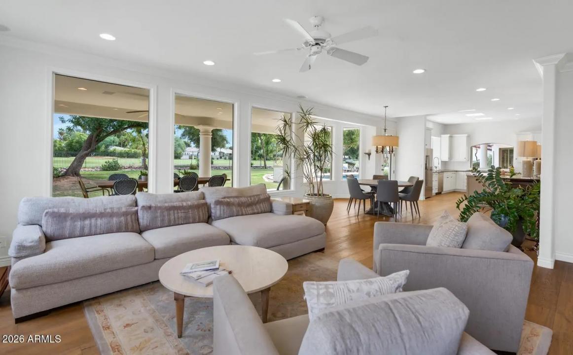 Real Estate Picture 22