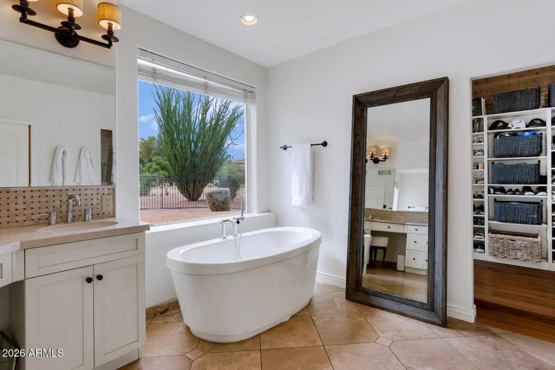 Real Estate Picture 26