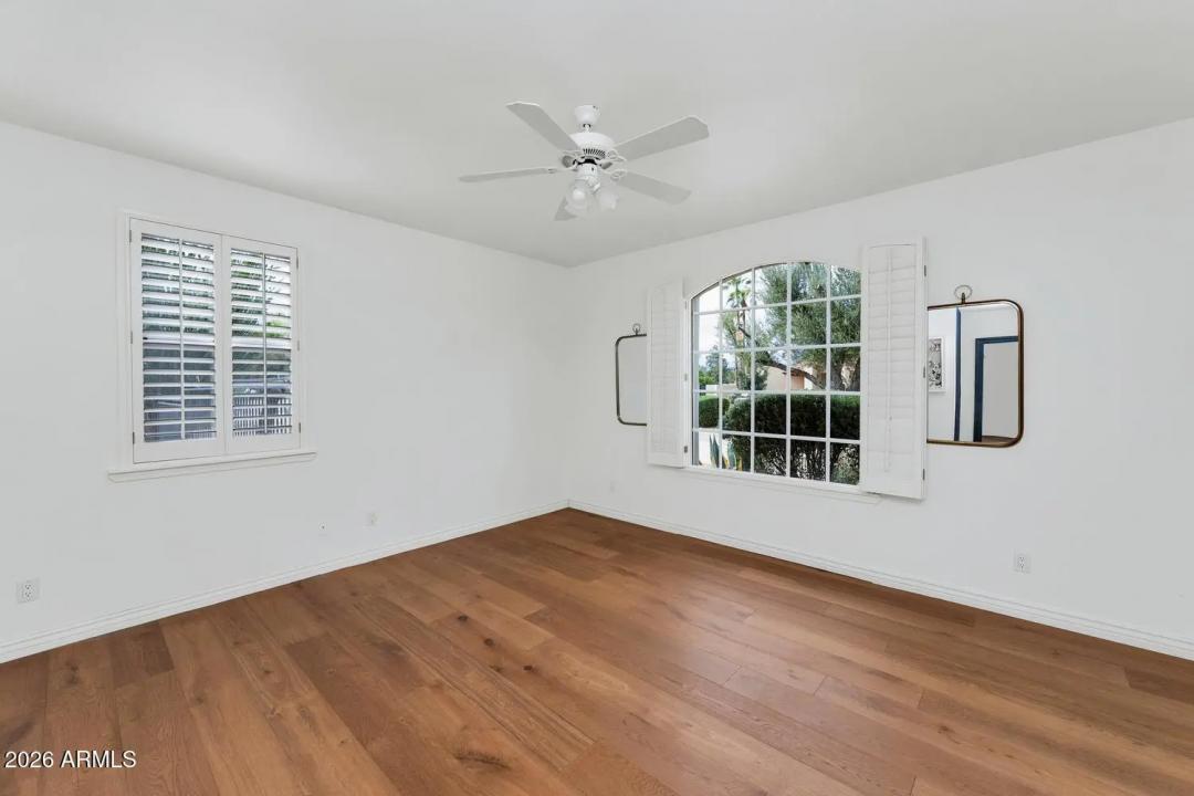 Real Estate Picture 33