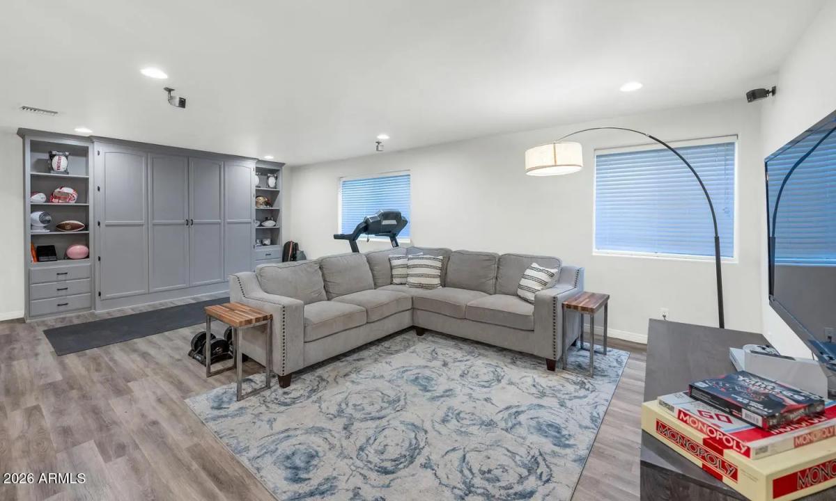 Real Estate Picture 39
