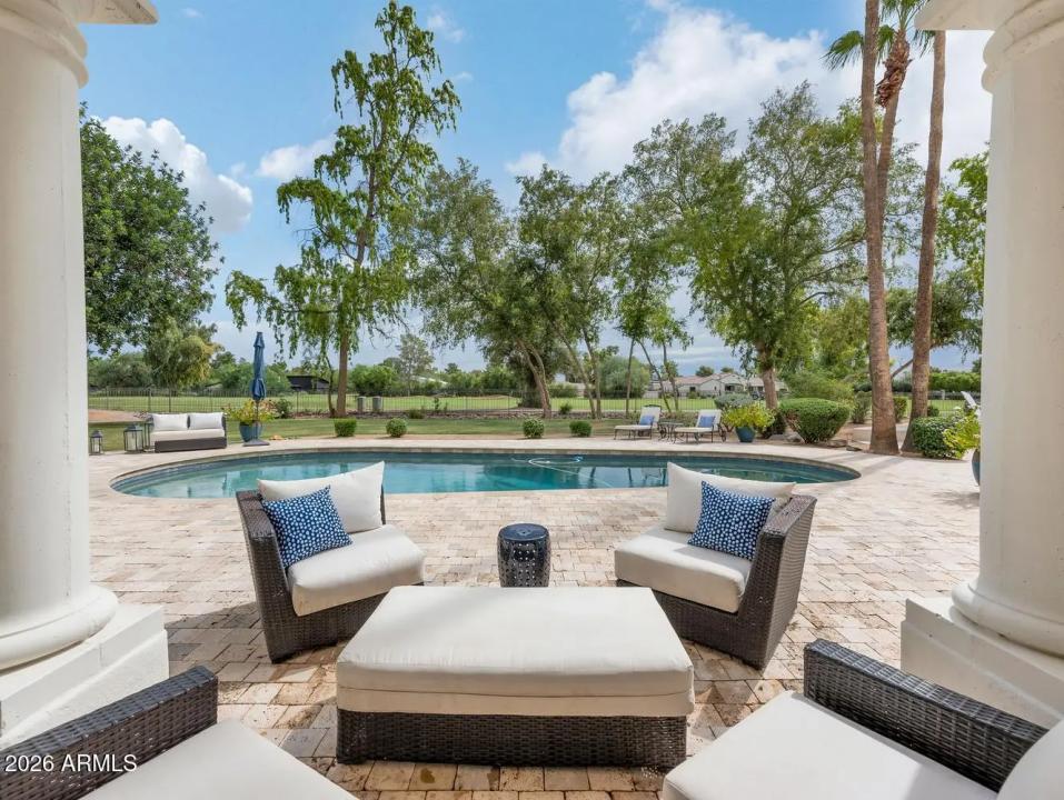 Real Estate Picture 43