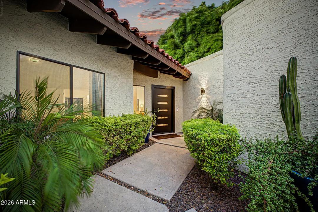 Real Estate Picture 2