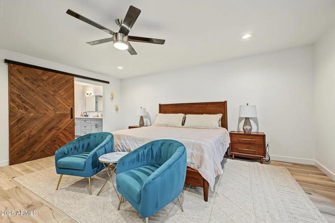 Real Estate Picture 18