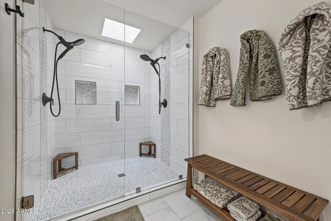 Real Estate Picture 21