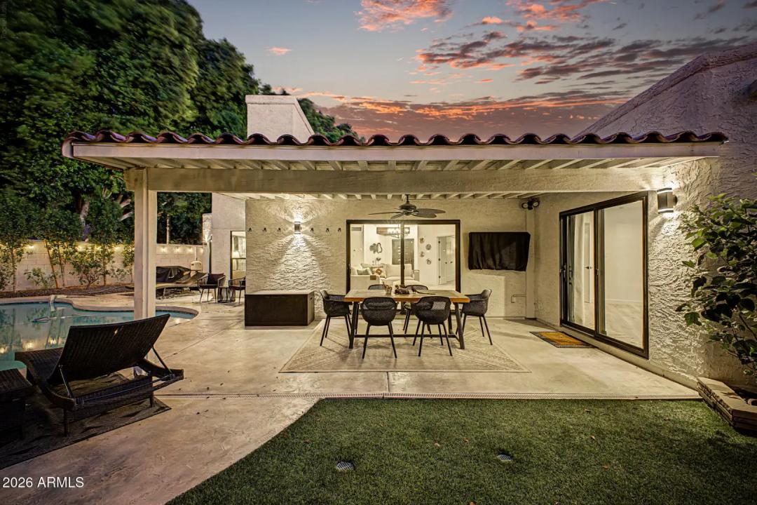 Real Estate Picture 32