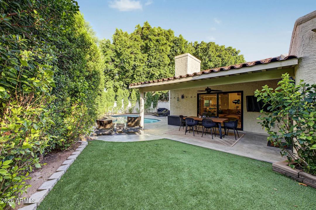 Real Estate Picture 37