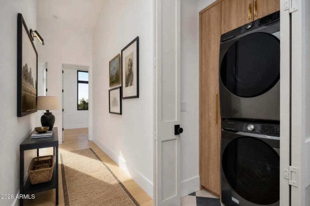 Real Estate Picture 21