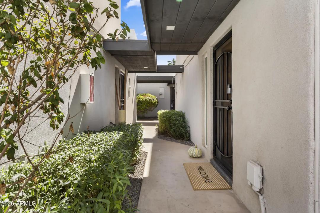 Real Estate Picture 30
