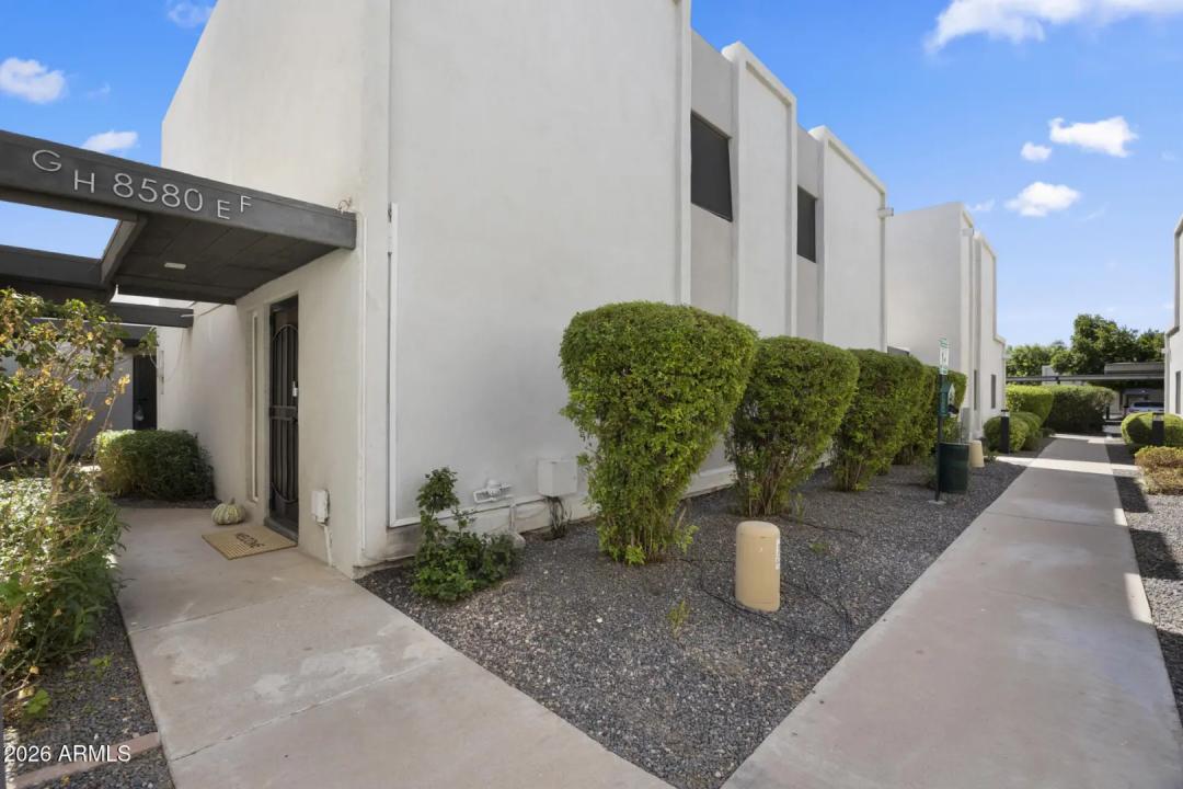 Real Estate Picture 27