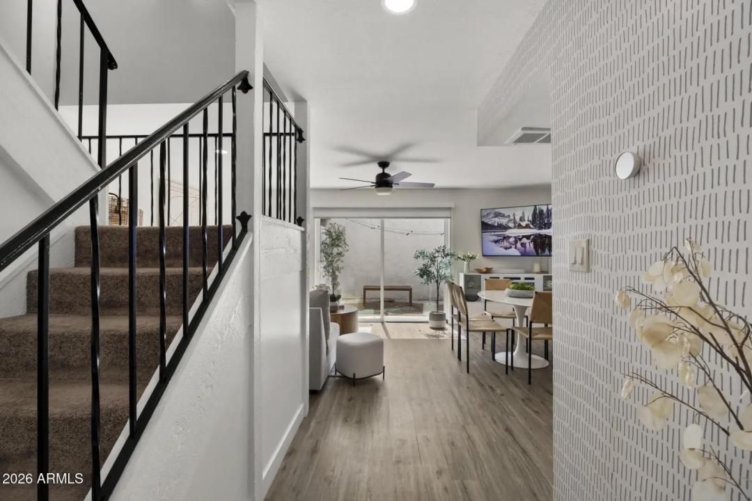 Real Estate Picture 2