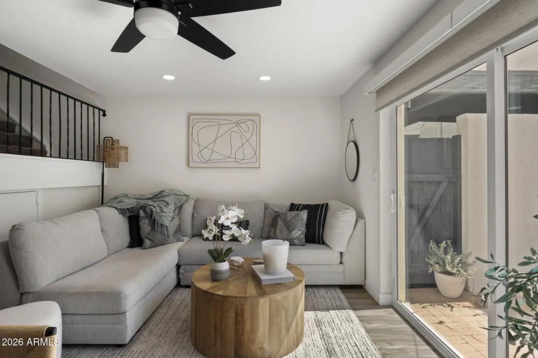 Real Estate Picture 15