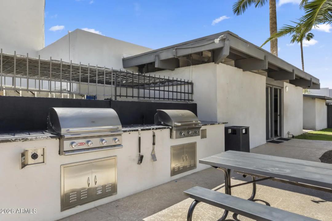 Real Estate Picture 35