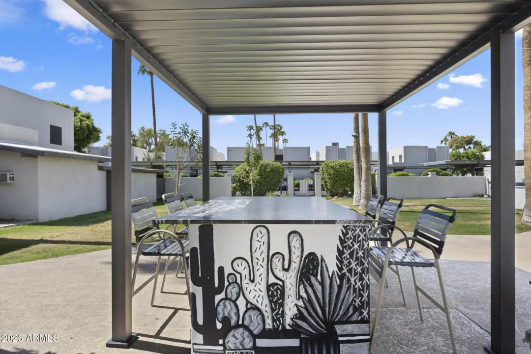 Real Estate Picture 29